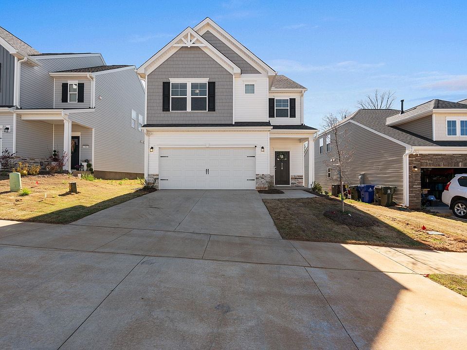 1st image of 310 Poinsett Bridge Way