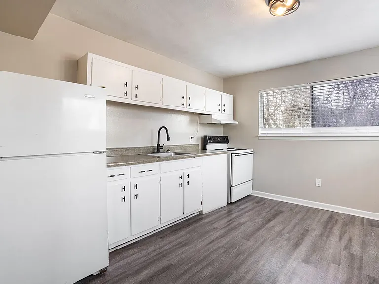Lila Place — Photo 6