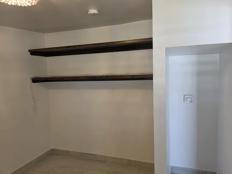 3901 E Montecito St — Photo 3
