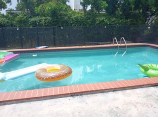 6920 SW 24th St, Hollywood, FL 33023