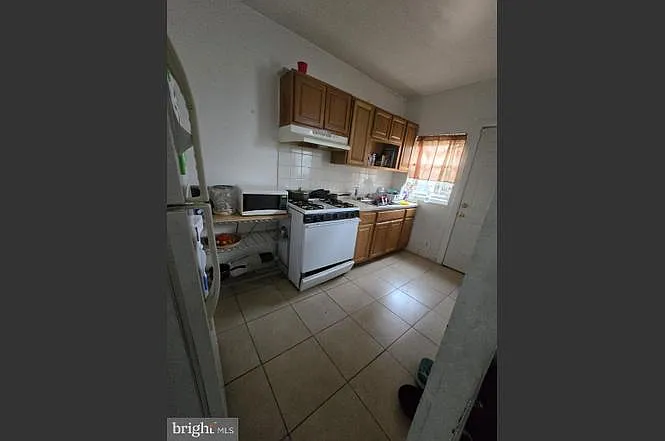 6210 W Stiles St — Photo 6