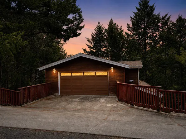 84 Buckhorn Ct, Whitethorn, CA 95589