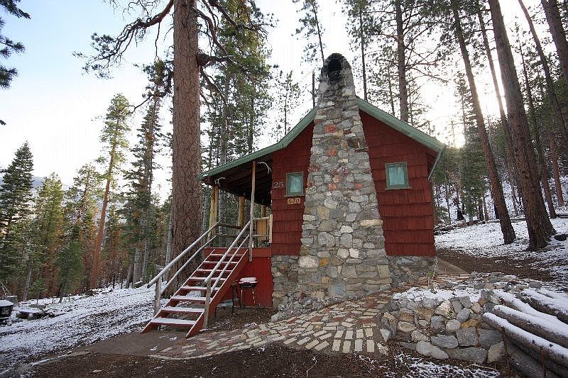 1st image of 570 Rainbow Canyon Blvd