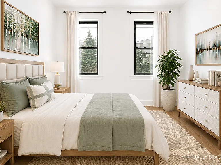 18-79 Linden St #2RR — Photo 2