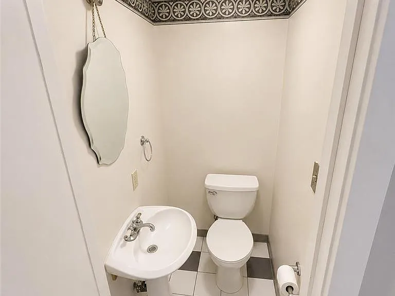 1538 Chew St — Photo 8