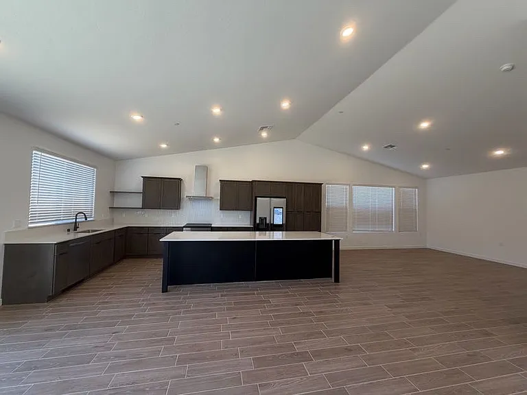 8729 Ponderosa Ave — Photo 2