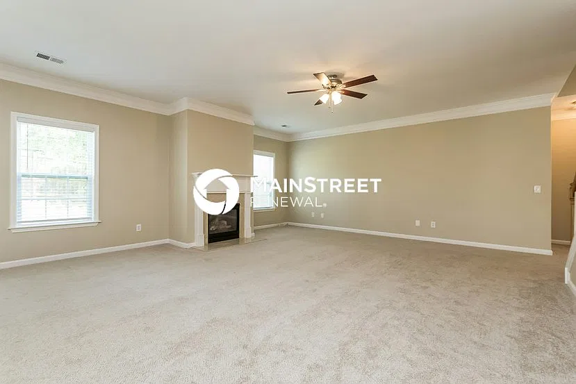 1005 Landon Dr — Photo 2
