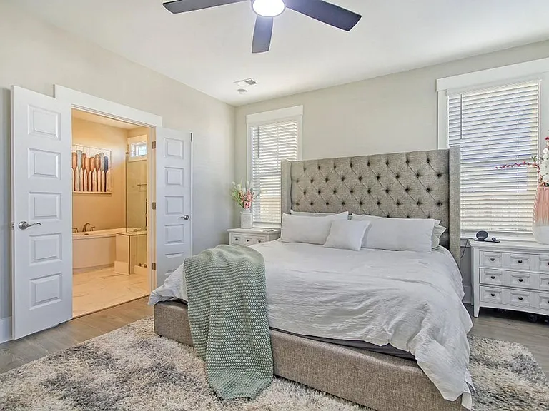 128 Sandy Bend Ln — Photo 48