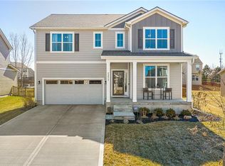 23817 W 92nd Ter, Lenexa, KS 66227