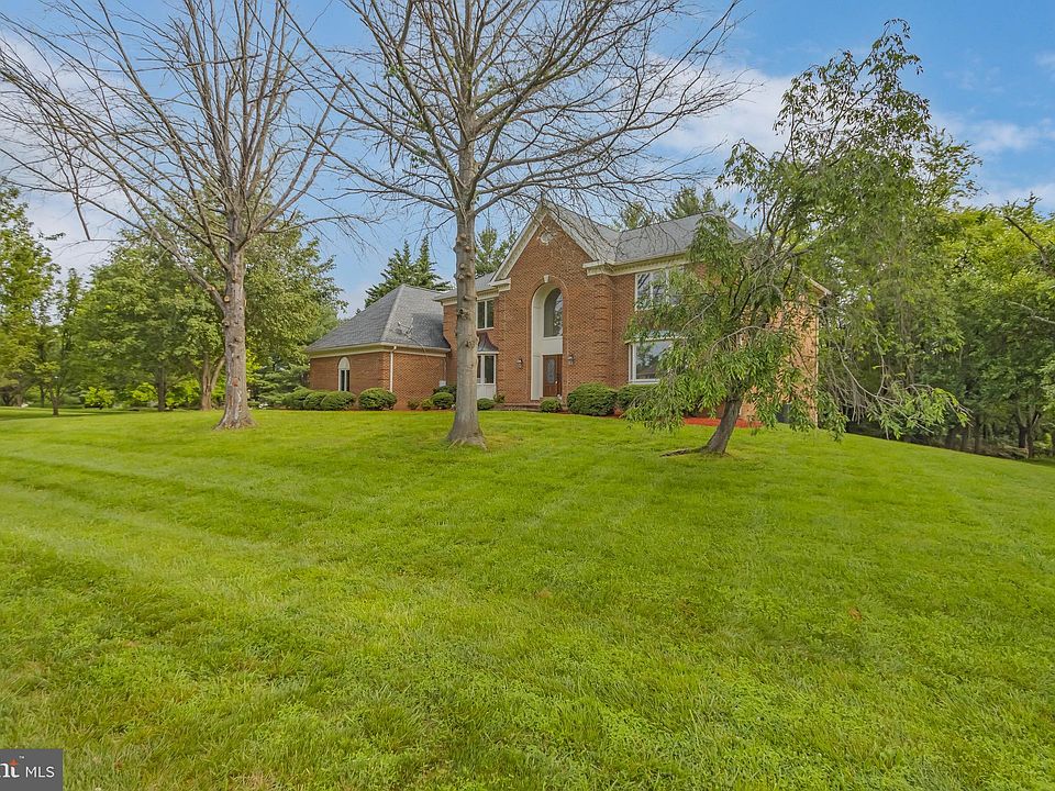 13125 Brushwood Way, Potomac, MD 20854 | Zillow