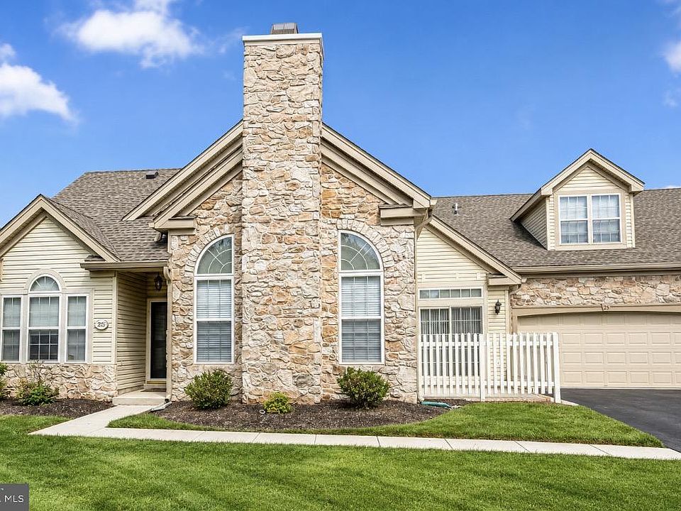 1st image of 25 Legacy Oaks Dr