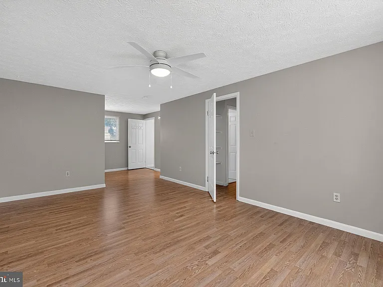 4009 Shallow Brook Ln — Photo 19
