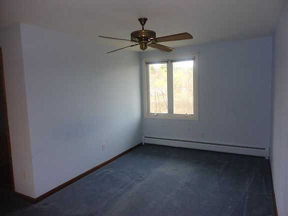 4th image of 387 Main St #3