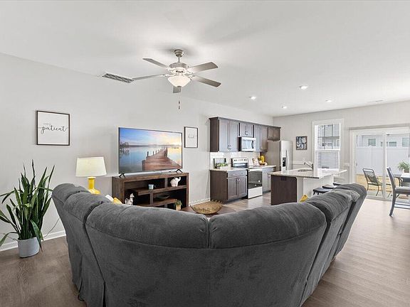 4th image of 435 Leighann Ridge Ln