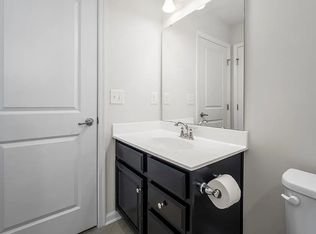 708 Mapleleaf Ln, Virginia Beach, VA 23462