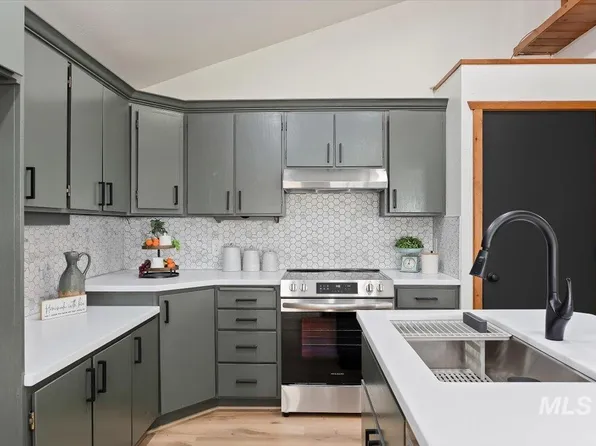 61 W 600 S, Jerome, ID 83338