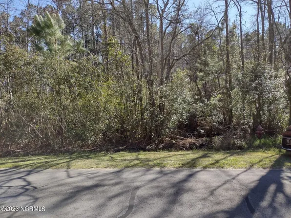 1006 Harbour Pointe Drive, New Bern, NC 28560