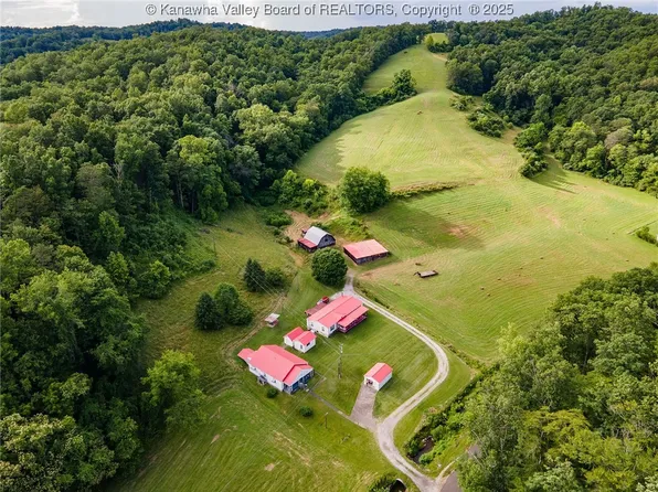 449 & 455 Lee Creek Rd, Culloden, WV 25510
