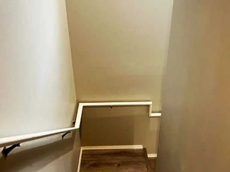 1008 Sunset Blvd NE #B — Photo 15
