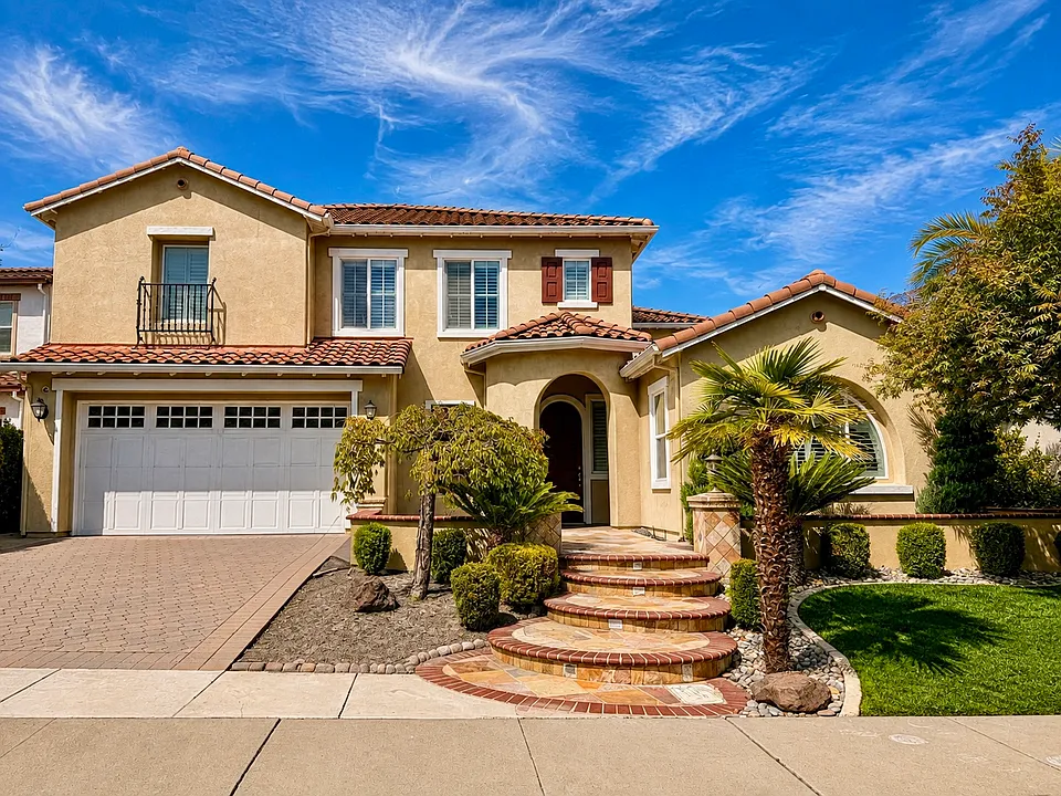 2458 Marsanne St