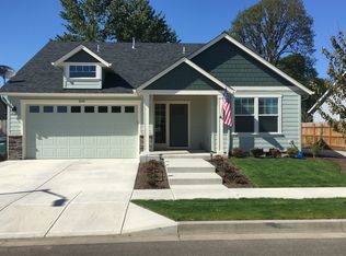 890 Maple St, Independence, OR 97351