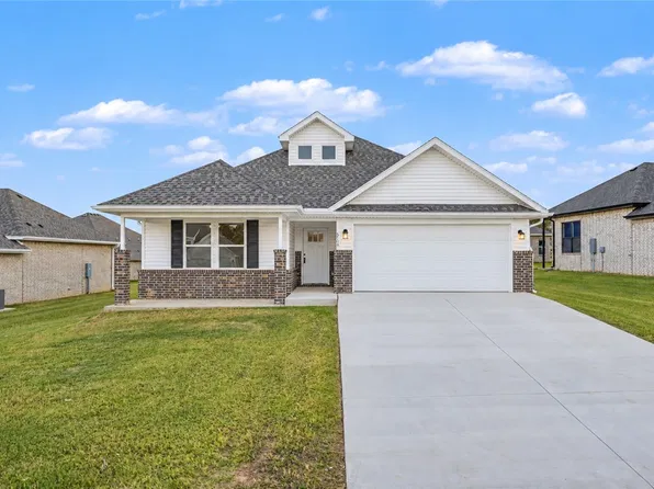 5109 Elk Valley Ave, Springdale, AR 72762