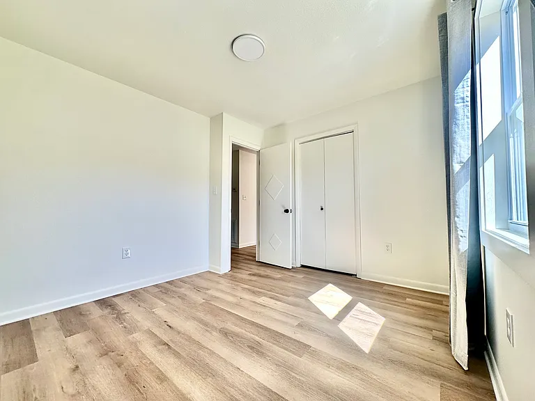 1 Moore Cir #4 — Photo 12