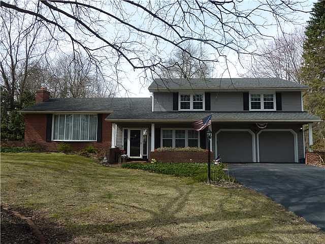 53 Landsdowne Ln, Rochester, NY 14618 | Zillow