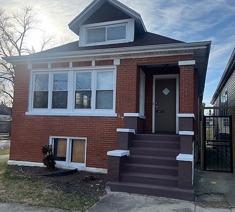 2nd image of 7158 S Hermitage Ave