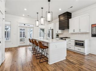 909 Douglas Eley Ln, Chesapeake, VA 23322