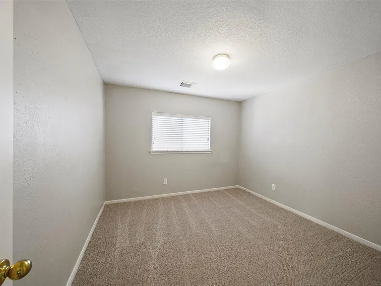 11824 Princess Garden Way — Photo 17
