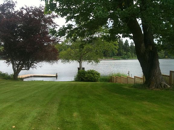 2nd image of 6430 Guerin St SW