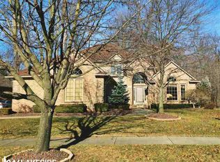 11771 Cedarwood Dr, Shelby Township, MI 48315