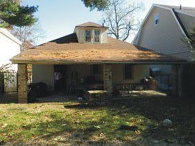 1st image of 4053 Pratt Ave