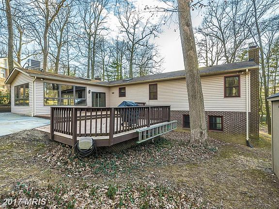 5th image of 11416 Meadowlark Dr