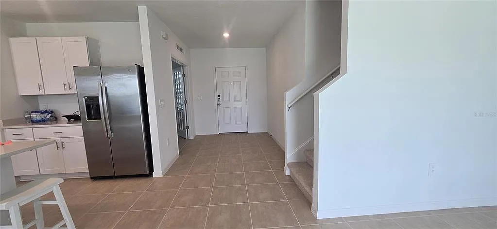 5 bed, 3.0 bath, 2287 sqft, $2,650 — Photo 4
