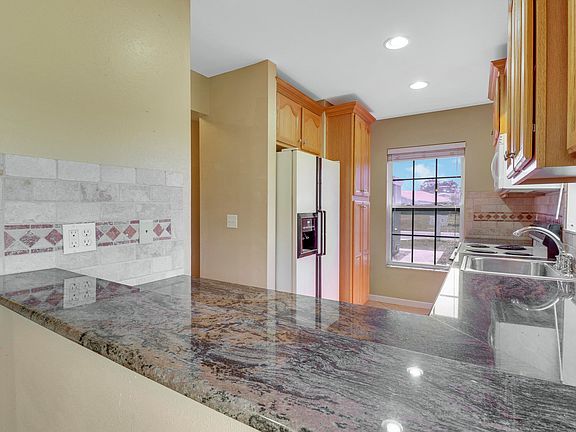2nd image of 1441 SE Larkwood Circle