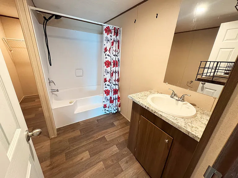200 N 28th St #19 — Photo 13