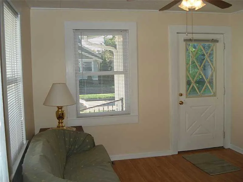 1018 E Berwyn St photo 1