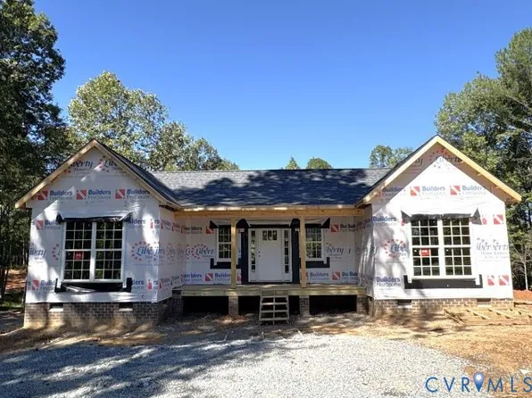 1135 Hanback Rd, Gordonsville, VA 22942