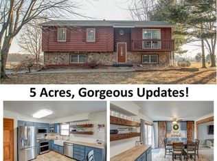 9142 E Mill Creek Rd, Troy, IL 62294