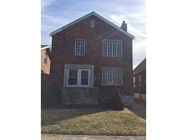 3168 Watson Rd photo 1