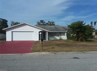 216 Idleview Ave, Lehigh Acres, FL 33936