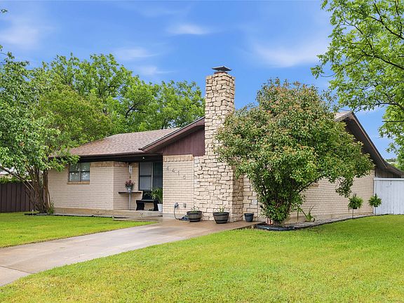 3rd image of 4416 Mimosa Dr