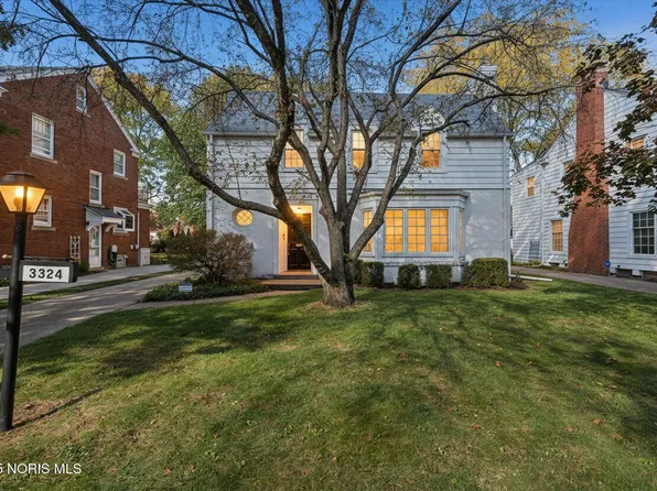 3324 Pelham Rd, Toledo, OH 43606