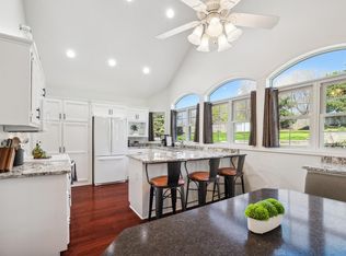 9220 Polaris Ln N, Maple Grove, MN 55369