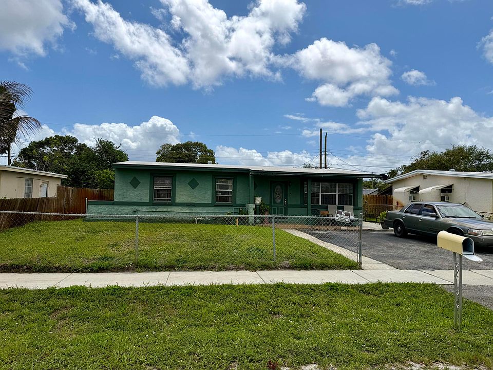 1st image of 1004 NW 12th Street