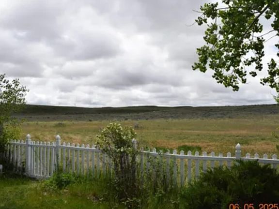 4th image of 967 Lookout Dr