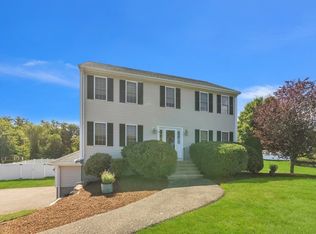 13 Silo Ln, Middleboro, MA 02346