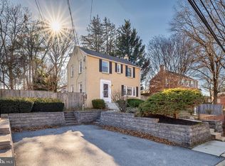 1002 Dennis Ave, Silver Spring, MD 20901